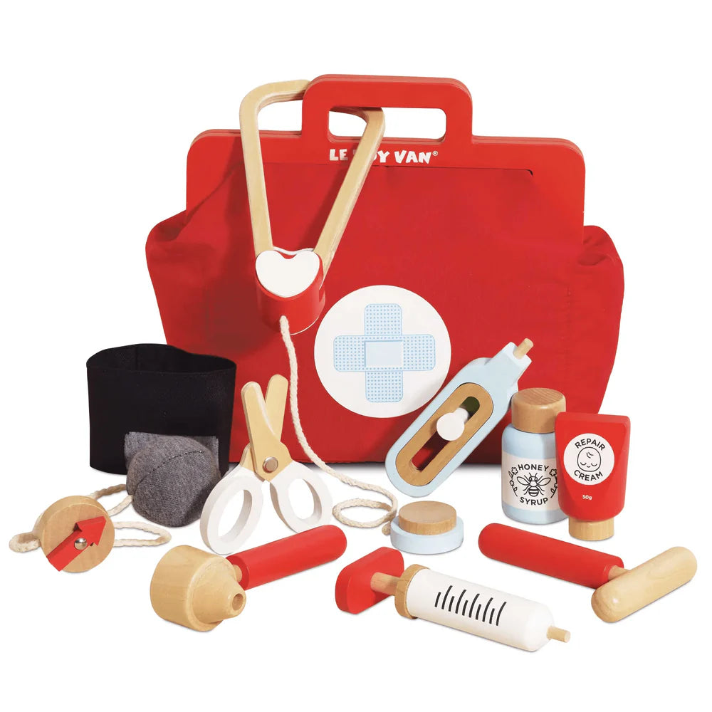 Le Toy Van Doctors Set